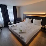 Hotel Zum Weserdampfschiff 4*