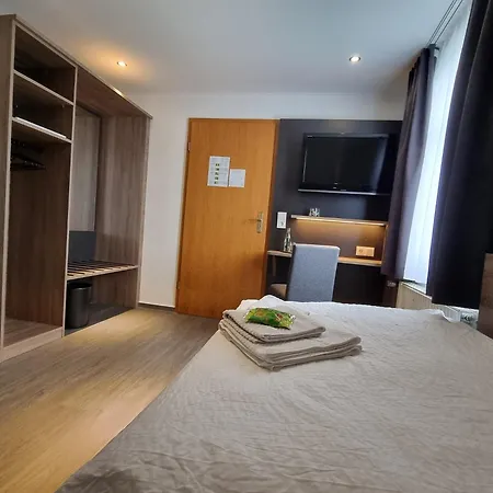 Hotel Zum Weserdampfschiff 4*